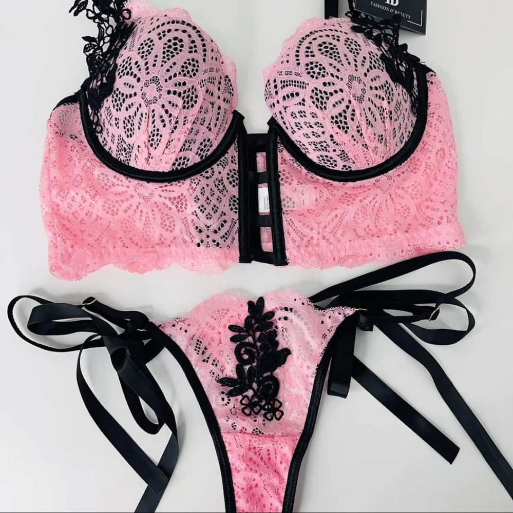 Elegant Pink Lace Bra with Black Accents